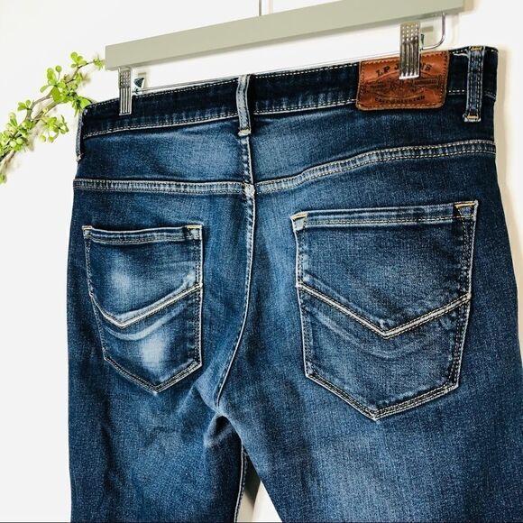 Louise Phillipe LP Jeans Cast & Riveted Sundance Fit Mid Rise Straight Jeans - Picture 6 of 15